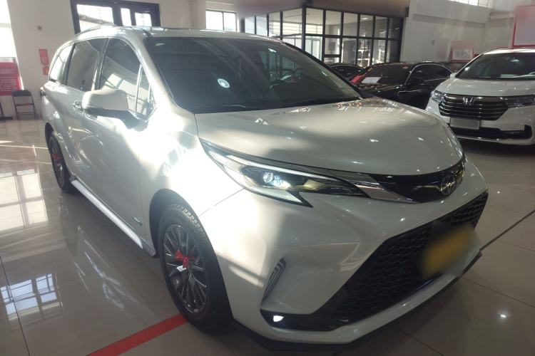 Used Toyota Granvia 2023 2.5L Hybrid Comfort Edition