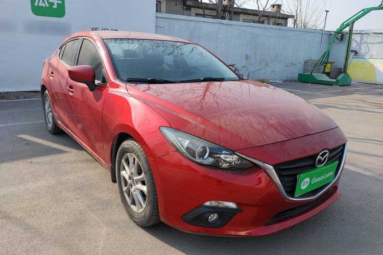Used Mazda Mazda 3 Axela 2016 Sedan 1.5L Automatic Comfort Model
