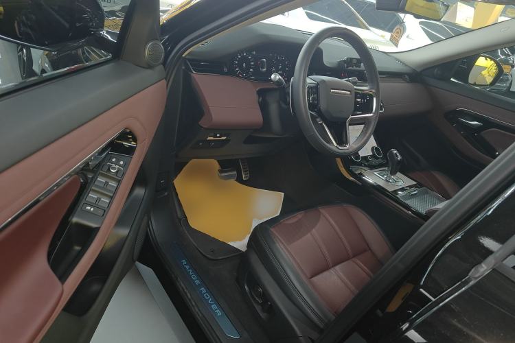 Used Land Rover Range Rover Evoque 2022 Facelifted Aurora L 249 PS R-Dynamic Luxury Edition
