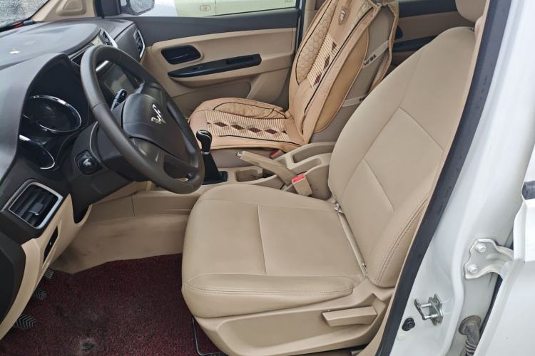 Used Wuling Hongguang 2015 1.5L S1 Standard China V-Emission Standards
