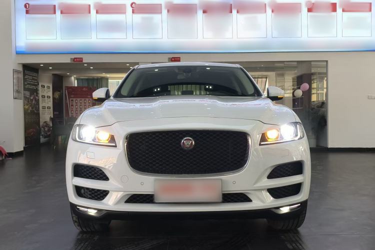 Used Jaguar F-PACE 2018 2.0T Four-Wheel Drive Urban Luxury Edition
