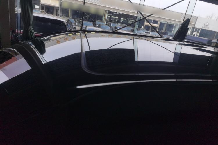 Used VOYAH Dream 2025 PHEV Four-Wheel Drive Excellence Kunpeng Edition
