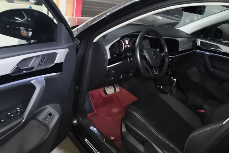 Used Volkswagen Tayron 2021 280TSI Two-Wheel Drive Luxury Smart Connectivity Version
