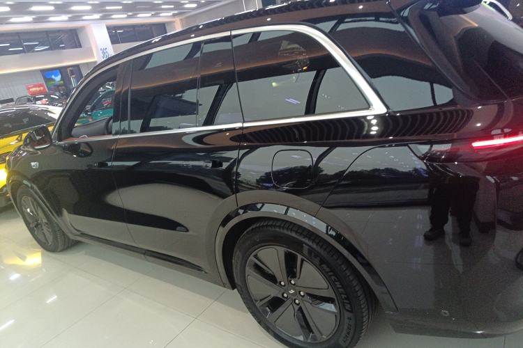 Used Li Auto L8 2024 PRO Model
