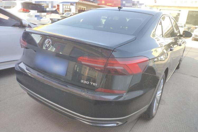 Used Volkswagen Passat 2020 Facelift 330TSI Elite Edition China VI Standard

