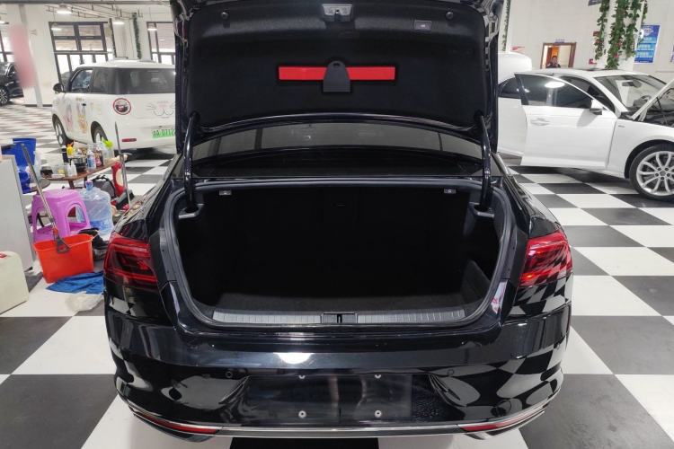 Used Volkswagen Magotan 2020 330TSI DSG Luxury Edition
