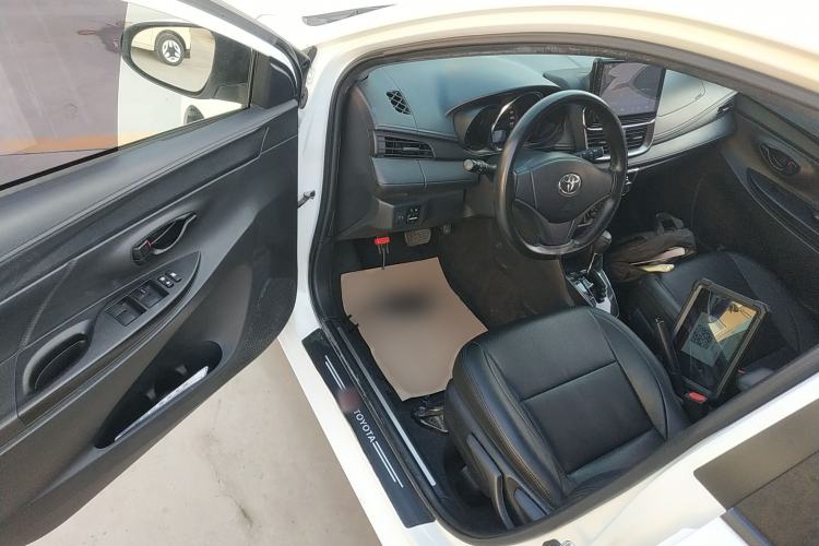 Used Toyota YARiS L 2021 1.5L CVT Leading Edition
