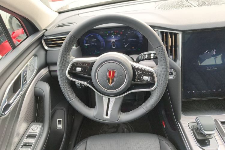 Used Hongqi HS7 PHEV 2024 2.0T PHEV Two-Wheel Drive Flagship Edition 6 Seats
