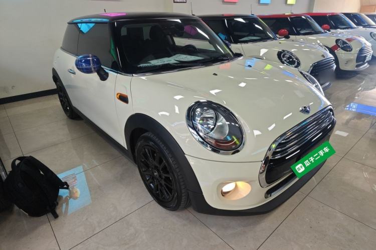 Used  MINI 2016 1.5T COOPER
