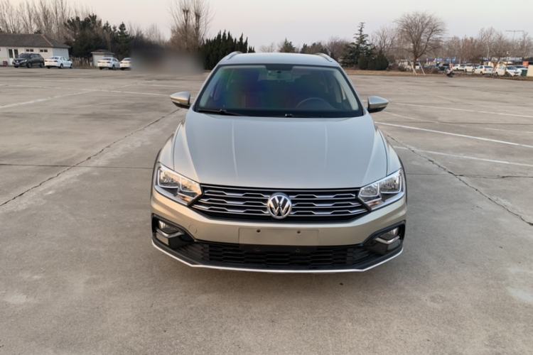 Used Volkswagen C-TREK 2018 1.5L Automatic Fashion Model
