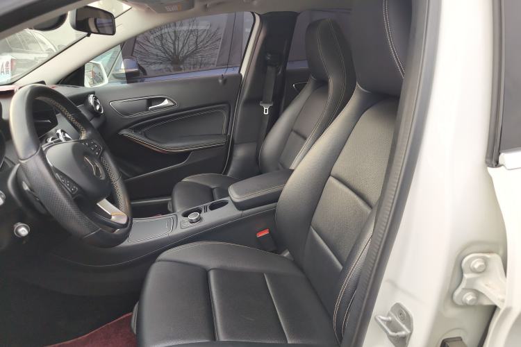 Used Mercedes-Benz GLA 2017 GLA 200 Fashion Model
