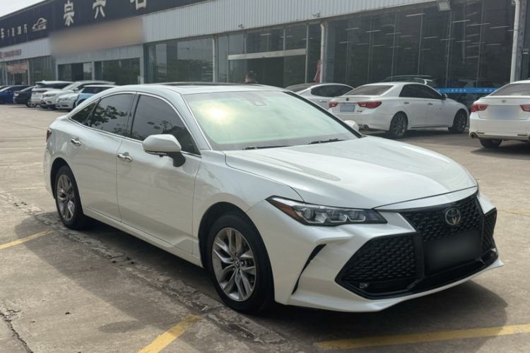 Used Toyota Avalon 2019 2.5L Ambition Version China VI Standard
