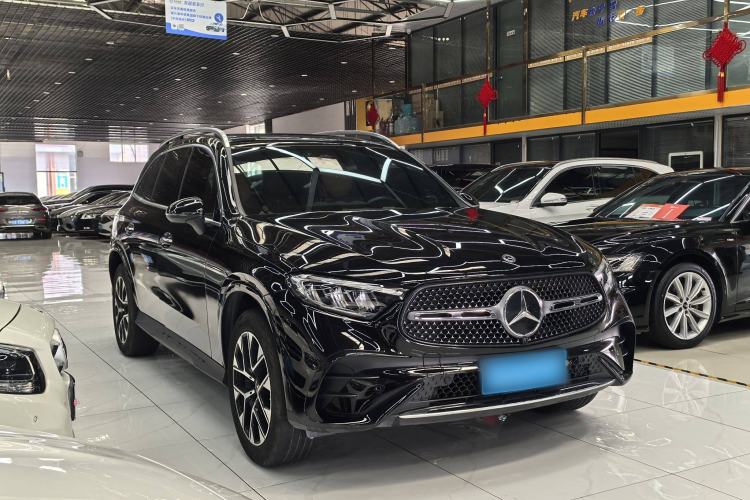 Used Mercedes-Benz GLC 2024 GLC 260 L 4MATIC Luxury Model 5 Seats
