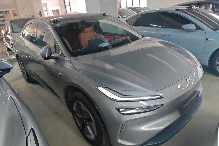 Used ONVO L60 2024 60 kWh All-Wheel Drive