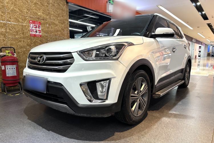 Used Hyundai ix25 2015 1.6L Automatic Two-Wheel-Drive Deluxe DLX Model