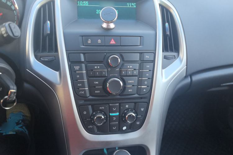 Used Buick GT 2014 XT 1.6L Automatic Fashion Edition
