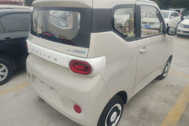 Used Wuling Hongguang MINIEV 2024 3rd Generation 215km Youth Edition