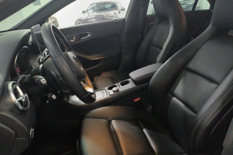 Used Mercedes-Benz CLA 2017 Facelifted CLA 200 Stylish Edition
