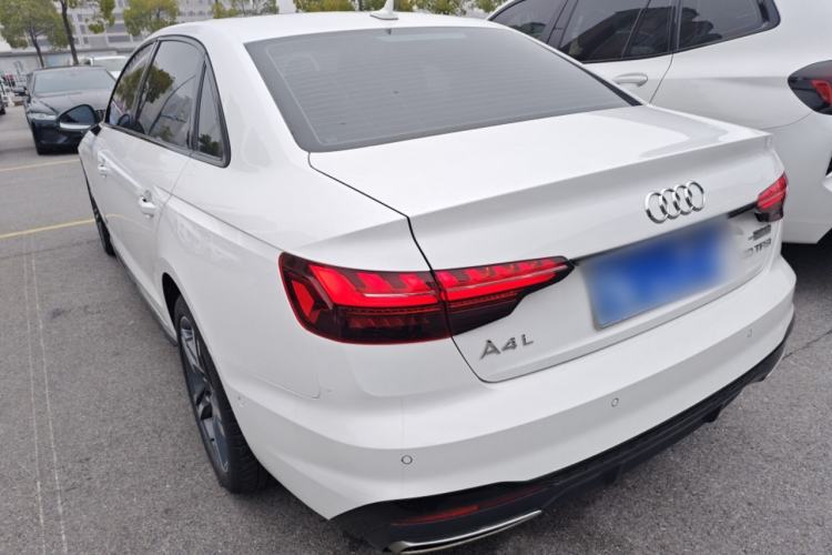 Used Audi A4L 2022 40 TFSI Luxury Dynamic Model