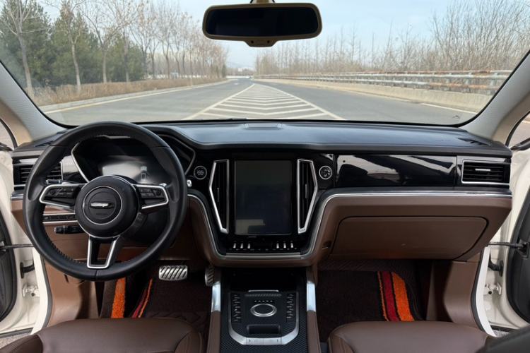 Used Zotye T700 2017 1.8T Dual-Clutch Prestige Model
