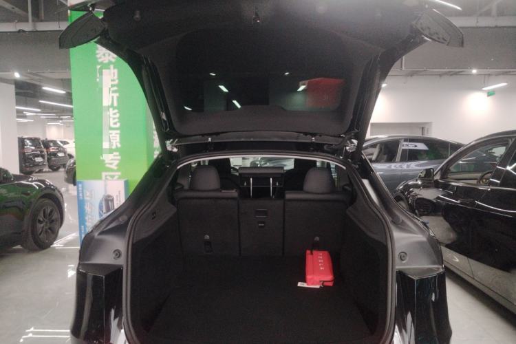 Used Tesla Model Y 2025 Rear-Wheel-Drive Version