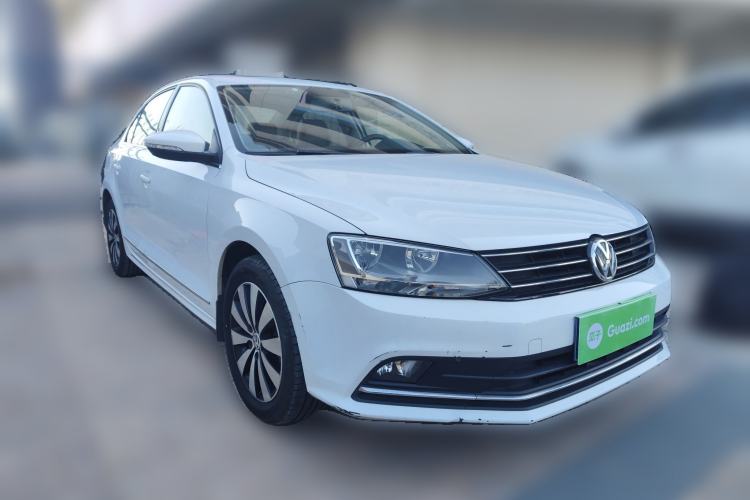 Used Volkswagen Sagitar 2017 230TSI Automatic Comfort Version