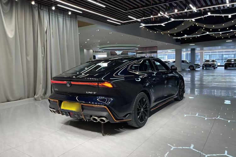 Used Changan UNI-V 2022 1.5T Sport Edition
