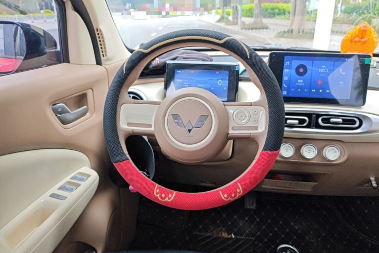 Used Wuling Hongguang MINIEV 2025 Four-Door Version Zhenxiang+ Edition
