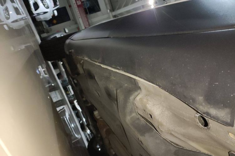 Used  Cherokee 2020 2.0L Two-Wheel Drive Classic Sports Edition
