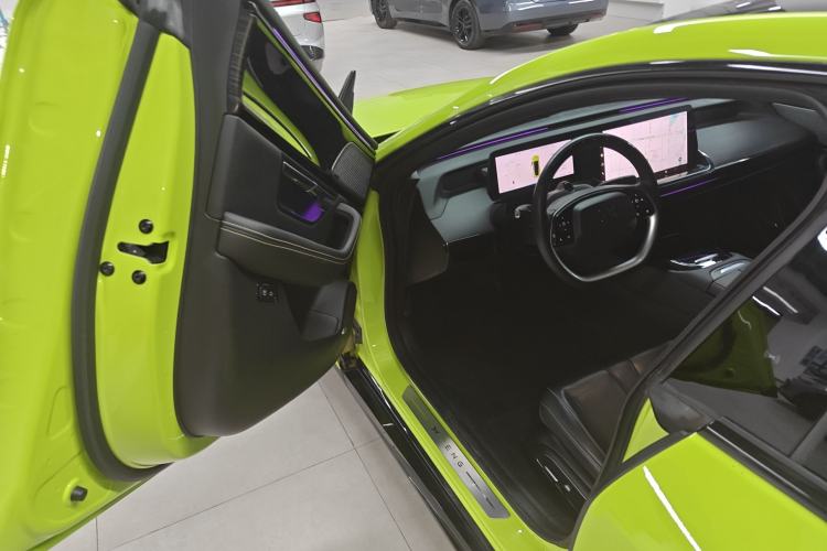 Used XPeng P7 2022 670E+ Pengyi Edition
