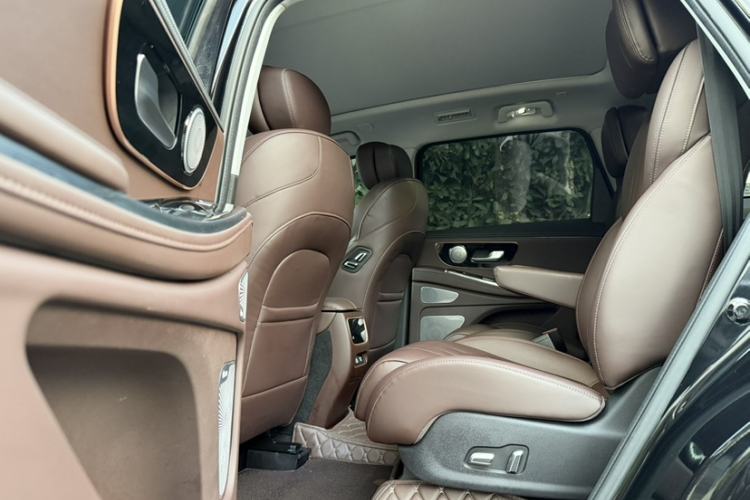 Used  Lanyue 2023 400T Four-Wheel Drive Star Prestige Edition 6 Seats
