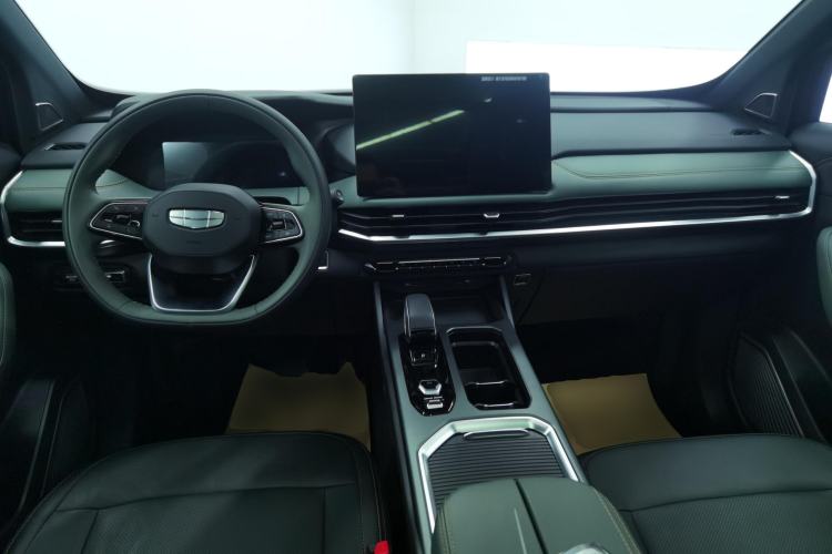 Used Geely Auto Haoyue L 2024 2.0T DCT Prestige Version