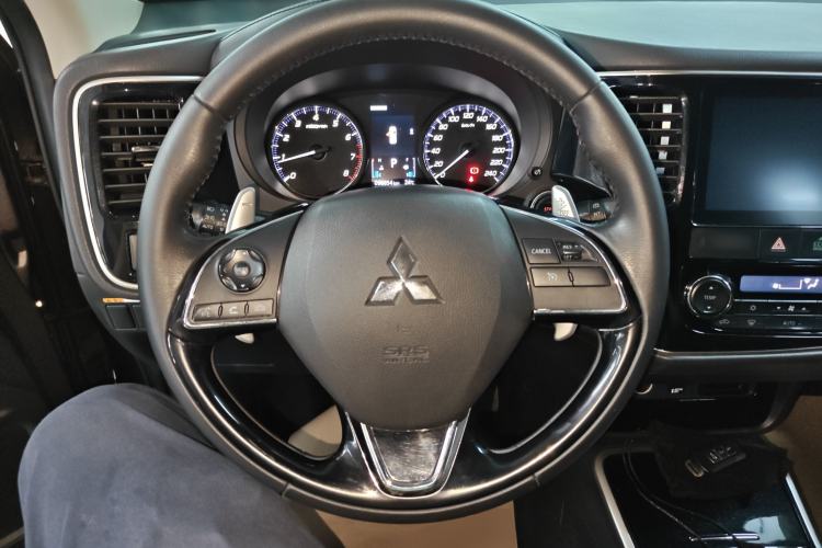 Used Mitsubishi Outlander 2018 2.4L 4x4 Elite Edition 5 Seats