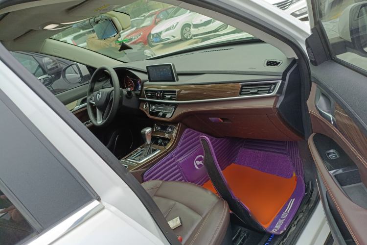 Used Hanteng X5 2018 1.5T CVT Luxury Edition
