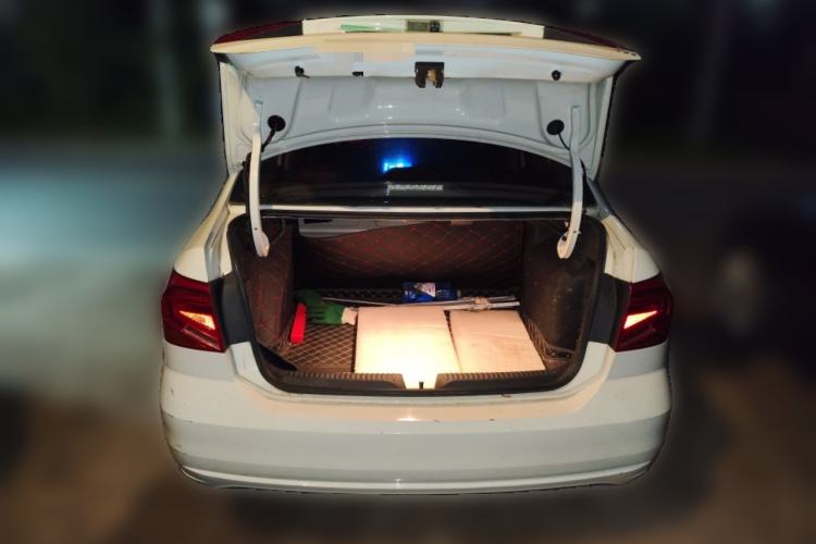 Used Volkswagen Jetta 2017 1.5L Manual Fashion Edition
