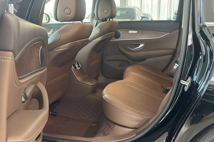 Used Mercedes-Benz E-Class 2022 E 260 L