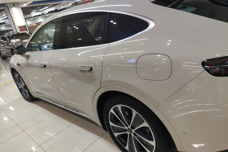 Used Hima Luxeed R7 2025 Range-Extended Version 251 km Max
