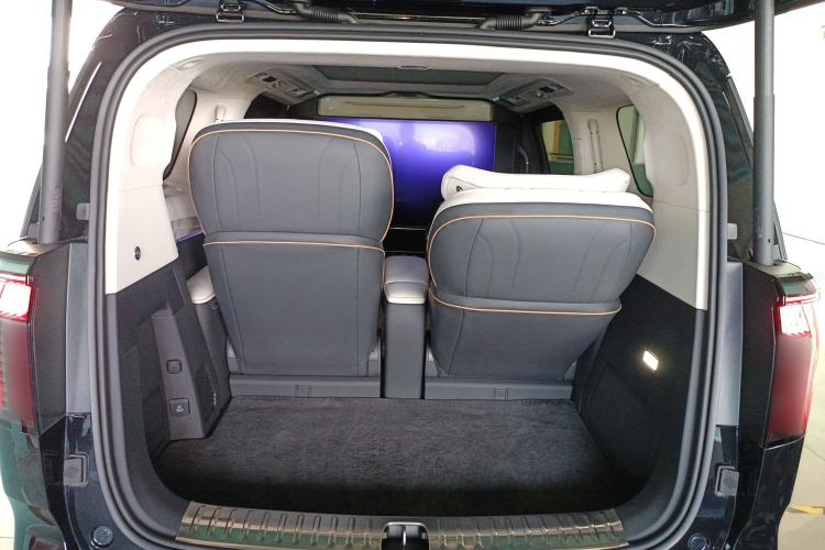 Used Zeekr 009 2024 GAC Trumpchi
