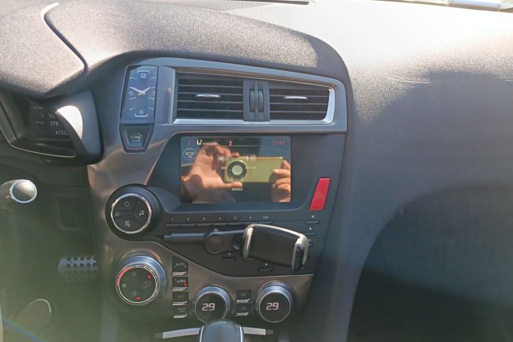 Used  5 2013 1.6T Elegant Edition THP200
