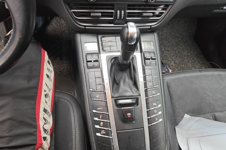 Used Porsche Macan 2018 Macan 2.0T
