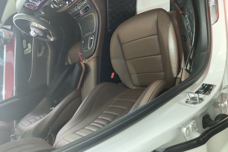 Used Mercedes-Benz E-Class 2020 E 300 L Sporty and Stylish Model
