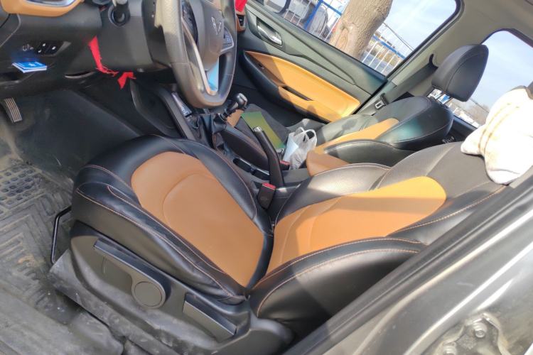 Used Wuling Hongguang S3 2018 1.5T Manual Luxury Model China V Standard
