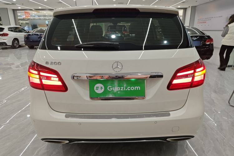 Used Mercedes-Benz B-Class 2015 B 200 Fashion Model