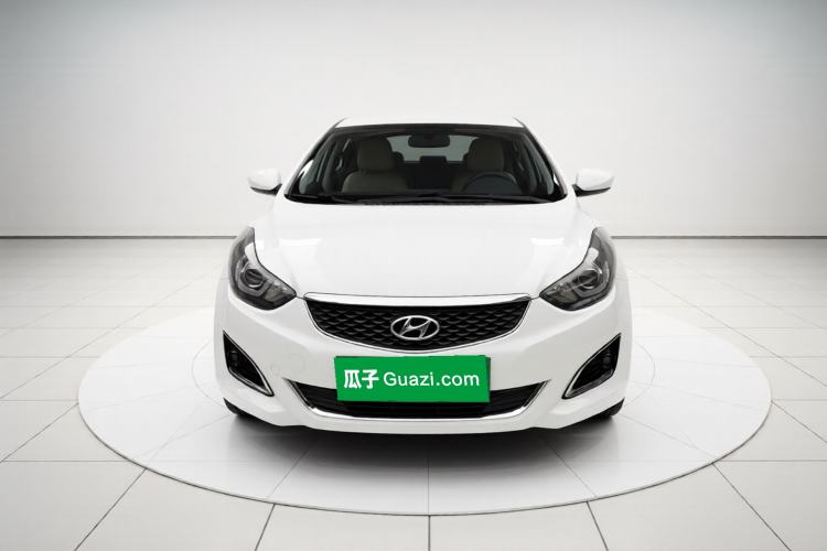 Used Hyundai Elantra (5th Generation / Langdong) 2016 1.6L Automatic Smart Version