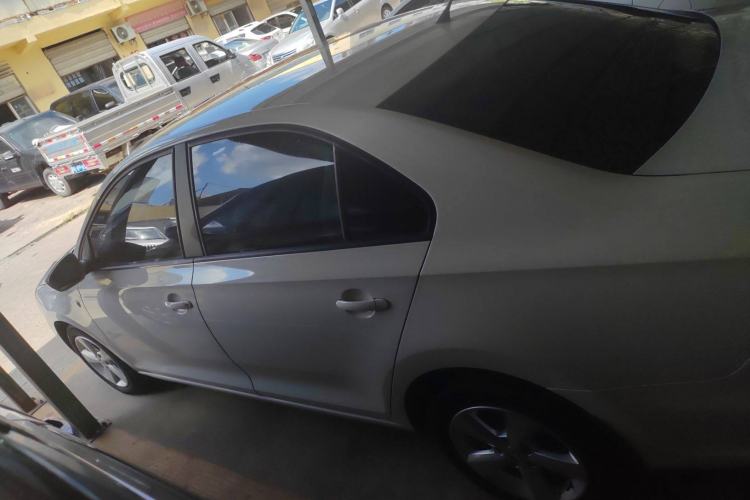 Used Skoda Rapid 2013 1.6L Automatic Smart Selection Model
