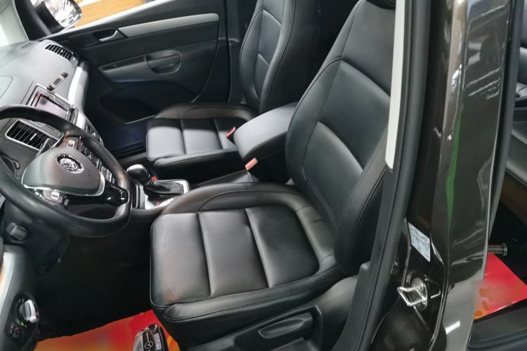 Used Volkswagen Sharan 2018 380TSI Comfort Edition 7-Seater
