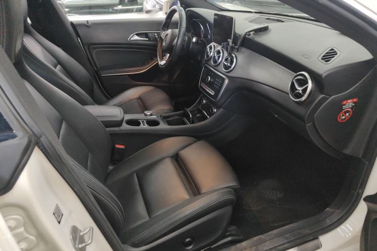 Used Mercedes-Benz CLA 2017 Facelifted CLA 200 Stylish Edition
