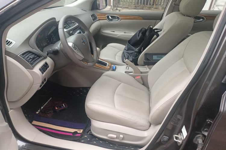 Used Nissan Sylphy 2014 1.6XV CVT Deluxe Edition
