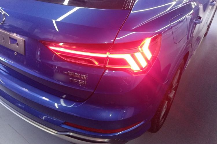 Used Audi Q3 2020 35 TFSI Fashion Dynamic Model
