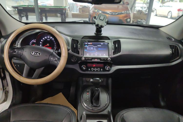 Used Kia Sportage R 2014 2.0L Automatic Two-Wheel Drive GLS Trim
